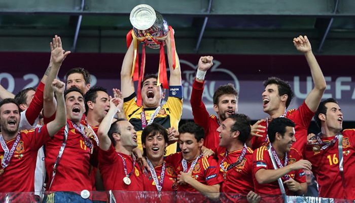 Tây Ban Nha với 3 lần đăng quang