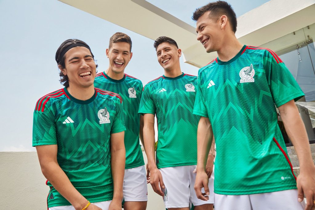 Áo đấu Mexico World Cup 2022 trên sân nhà